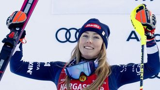 Mikaela Shiffrin, en un podio durante la Copa del Mundo.