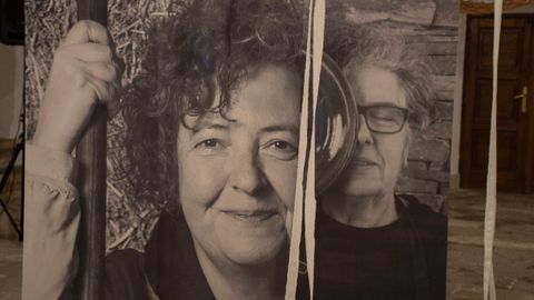 A iniciativa partiu dun encontro ca gandeira Marta lvarez, a ceramista Pepa de Bonxe e a cesteira Idoia Cuesta