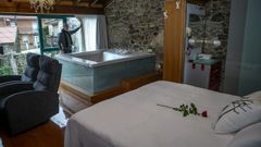 Jos� Manuel Calvo, de los negocios rurales Casa Zuleiro y Luz de Viro, en Outes