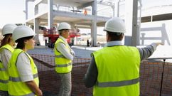 Alfonso Rueda, durante su visita a la planta de Curtis.