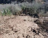 El desprendimiento afect� a dos tuber�as de agua. 