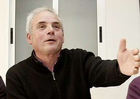 Manuel Fern�ndez pide a las industrias que �pensen ben o que fan�.