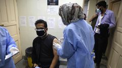 En las �ltimas 24 horas se administraron 2,7 millones de vacunas en la India