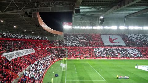 Tifo en El Molinn en memoria de Quini