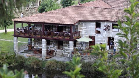 El restaurante Portovello y el Museo do Coiro salen en la primera parte de  Cuados .