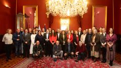 Los 31 funcionarios que se han jubilado este a�o en Santiago, con la corporaci�n municipal