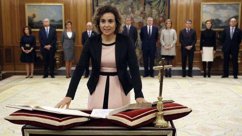 La ministra en Sanidad, Servicios Sociales e Igualdad, Dolors Montserrat