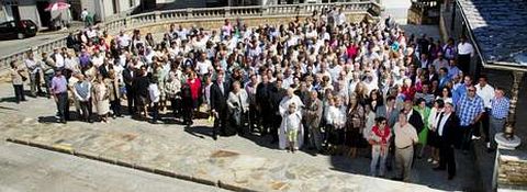Unas cuatrocientas personas participaron en el homenaje tributado en A Fonsagrada al sacerdote Ram�n Rodr�guez Mondelo.
