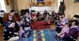 Las madres de Preescolar de Teixeiro en una foto del curso pasado. 