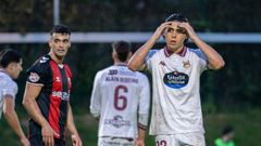 Compa lament&aacute;ndose tras una acci&oacute;n en la derrota ante el Arenas de este mi&eacute;rcoles