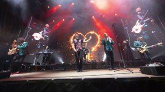 R�faga, durante su concierto en Vimianzo este 9 de agosto 