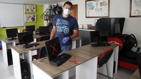 Las im�genes del primer d�a de la fase 2 de la desescala en Barbanza