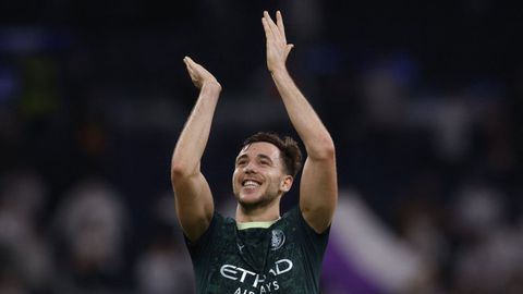 Nico Gonz�lez celebrando la victoria del Manchester City en el Santiago Bernab�u.