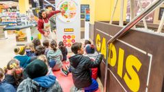 Estudiantes en una de las visitas a Gadis