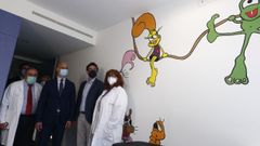 Imagen de autoridades en mayo del 2022, cuando comenz� a funcionar el Hospital de D�a Infanto-Juvenil de Lugo