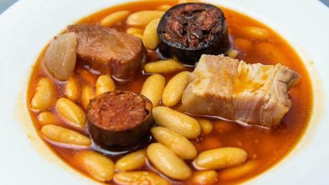 Fabada asturiana.