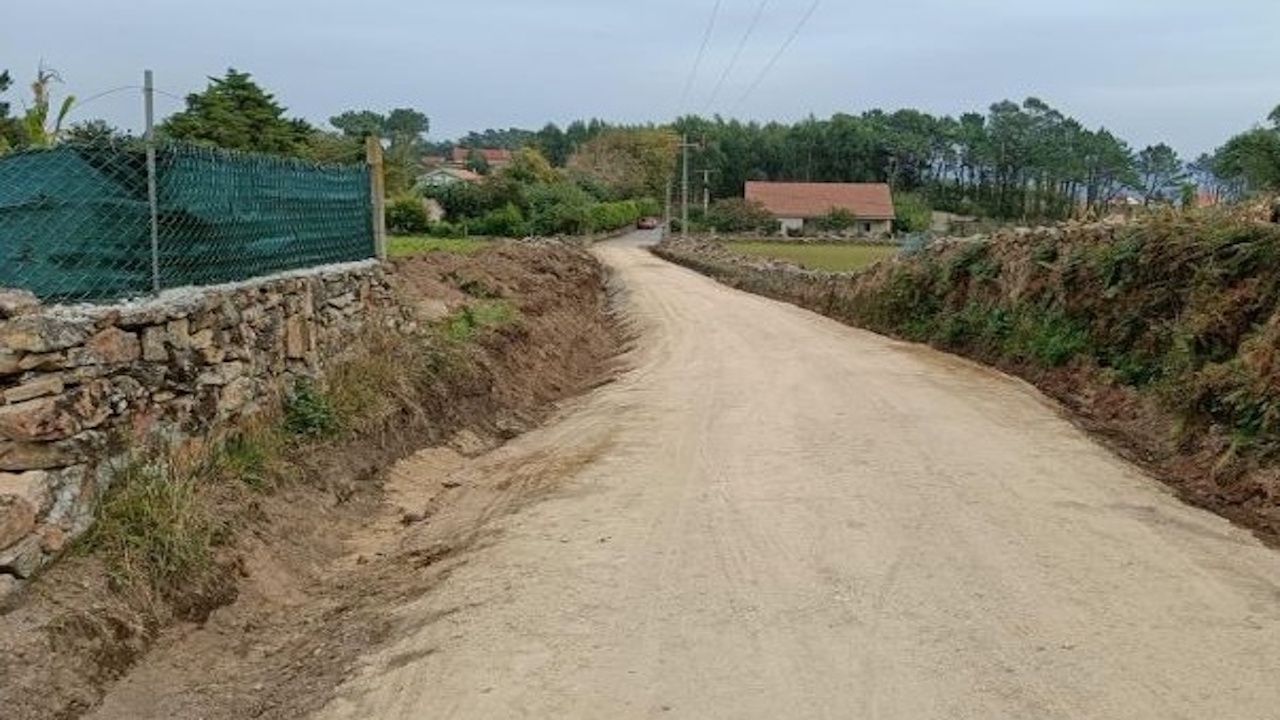 Abren en Camariñas una pista forestal para facilitar la extinción de incendios