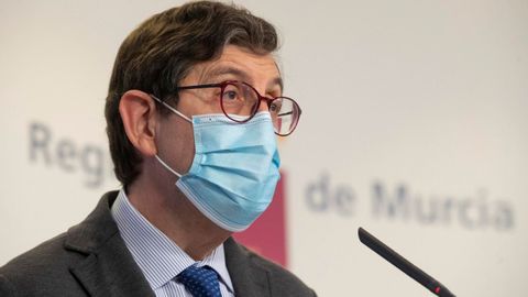 El consejero de Salud de la Regi�n de Murcia, Manuel Villegas