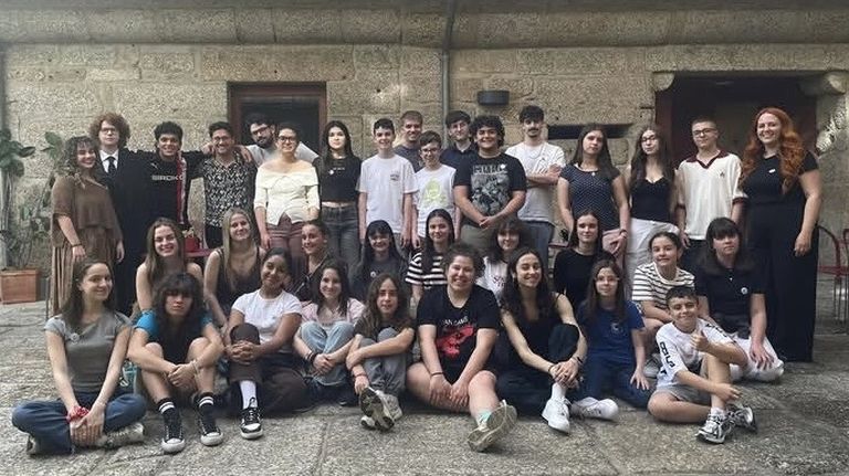Voces Blancas del Nal�n.Coro Voces Blancas del Nal�n, en sus redes sociales