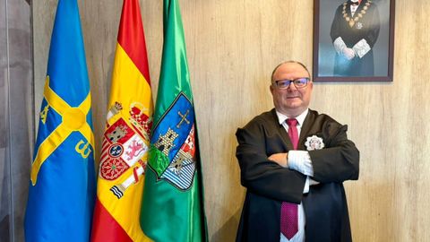 Manuel �ngel L�pez Garc�a, presidente de los jueces de paz de Asturias