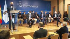 El CIFP Ferrolterra acogi� un encuentro entre el conselleiro de Educaci�n y representantes del sector empresarial y del campus