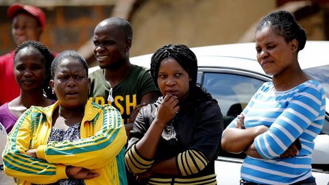 Vecinos de Senzo Meyiwa tras el incidente