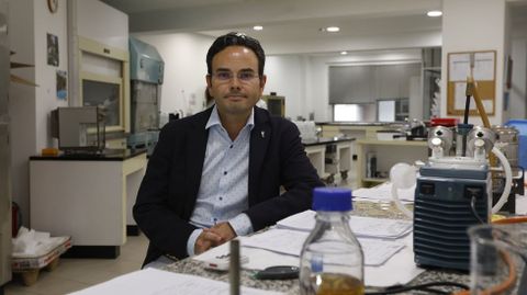 Santiago Leyes es el presidente del Colegio de Farmacuticos de Ourense.