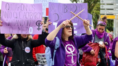 Marcha por el dia de la mujer en Santiago