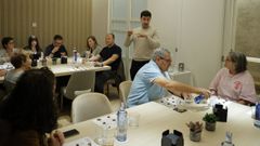 El Corte Ingls celebra el Da mundial del chocolate con la cata ?Chocolates Essenzo  Todo ello guiado por Guillermo Villafaez, fundador de Essenzo Cacao.