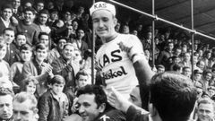 Fotografa de archivo del ciclista abulense Julio Jimnez, en Eibar en abril de 1965