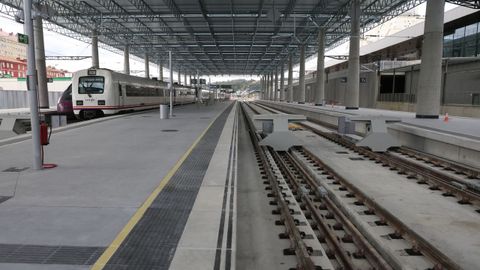 Tramo final de las v�as en su llegada a la nueva estaci�n intermodal de A Coru�a