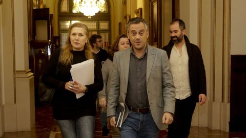 PLENO EXTRAORDINARIO EN EL AYUNTAMIENTO DE A CORUA
XULIO FERREIRO
EUGENIA VIEITO BLANCO