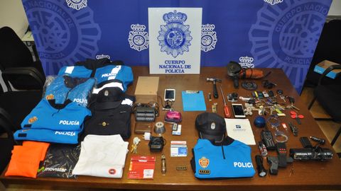 Prendas y objetos intervenidos por la Polic�a