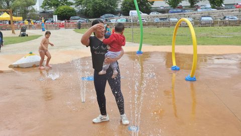 Inauguración del parque de juegos de agua de Pontevedra