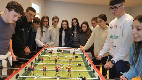 El futbol�n es uno de los juegos que tienen a mano los deportistas en la residencia del CGTD