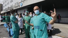 Los m�dicos se concentraron a las puertas del Hospital Universitario A Coru�a (Chuac).