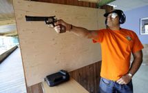 Pruebas de un campeonato de tiro ol�mpico en las instalaciones que existen en R�o do Pozo (Ferrol). 