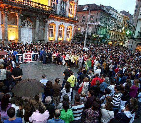 La ciudadan�a arrop� a la familia y allegados en las manifestaciones por el caso de Sonia Iglesias. 