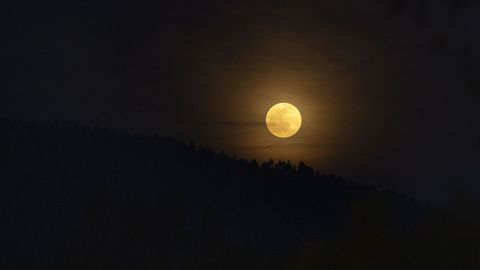 Luna rosa en Santiago de Compostela