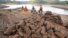 El tratamiento con corteza de eucalipto se inici�, de modo experimental, en el embalse del Umia en el 2011