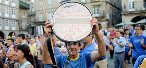 Los m�s entusiastas aprovecharon cualquier soporte para clamar por los derecho del club cobista. 