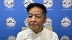 Penpa Tsering, el Sikyong (l�der pol�tico) de la Administraci�n Central Tibetana en el exilio, habla con los medios de comunicaci�n en Nueva Delhi, India, el 13 de abril de 2023. 
