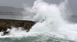 Ma�ana habr� fuerte oleaje en el litoral y el viento superar� los 100 kil�metros por hora.