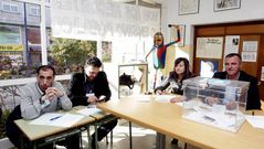 Votaciones en Vilagarc�a y Cambados