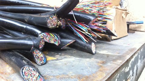 Imagen de archivo de cable de cobre resuperado de un robo perpetrado en la Costa da Morte.