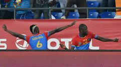 Los futbolistas de Congo celebran el gol