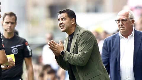 El entrenador del Girona, M�chel S�nchez, en el partido de ida frente al Celta en Bala�dos.