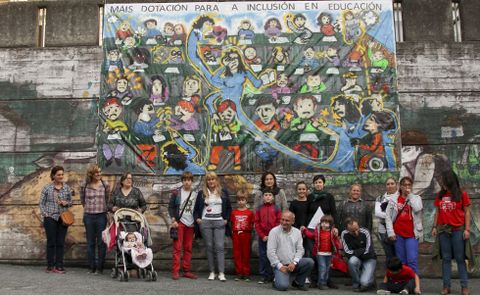 Una obra de la pintora Renata Otero se sum� ayer por las tarde a las reivindicaciones de Vite. 