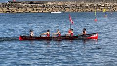 Una de las tripulaciones que logr� la victoria de Cabo da Cruz en la regata de Muros.