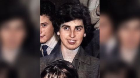 Lourdes Doval, en una foto antigua tomada por Mr. Langtry en el London Institute de Ferrol de la Plaza de Espa�a.